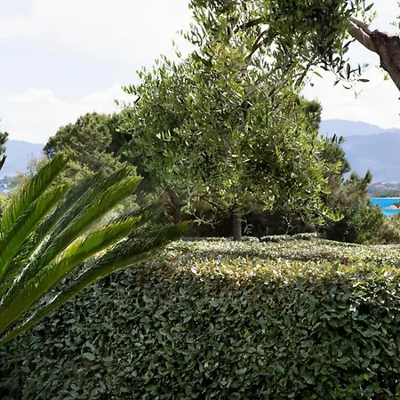 Villa Salina Bamba Sleeps 6 With Air Con