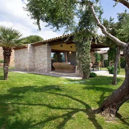 Salina Bamba Sleeps 6 With Air Con *
